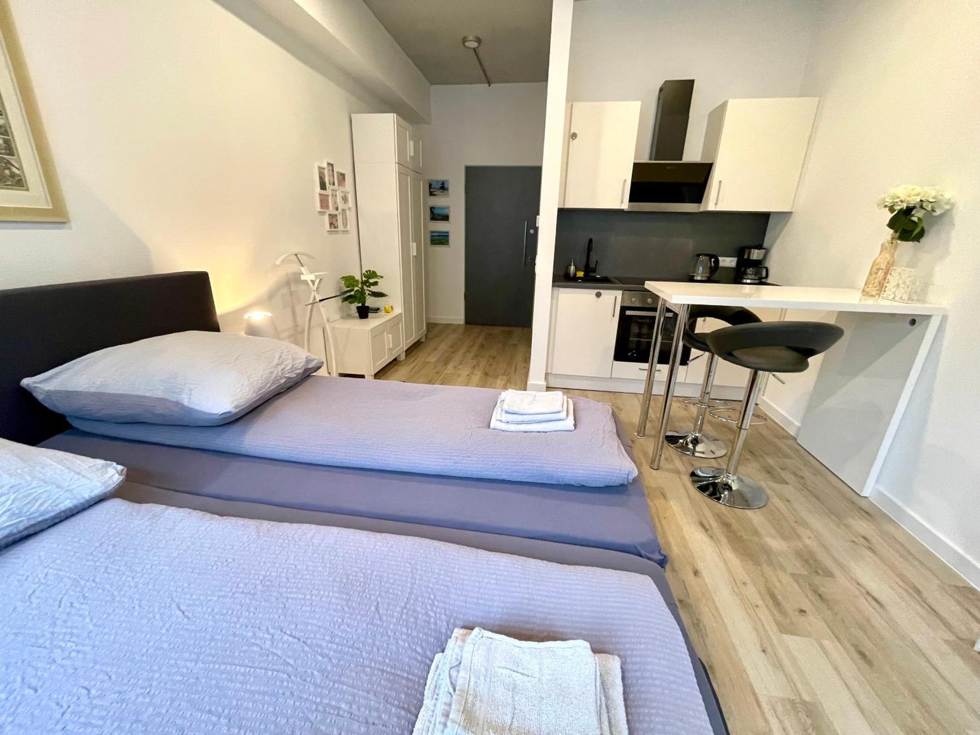 Neu Wunderschoenenes Weisses Apartament Am Schloessle Zentrum Goldstadt Pforzheim Eksteriør bilde